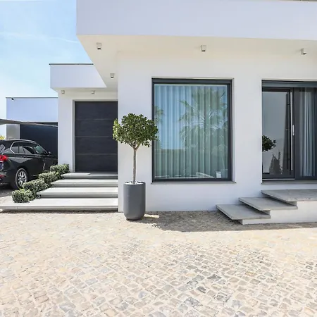 Moroz - By Bedzy فيلة المانسيل