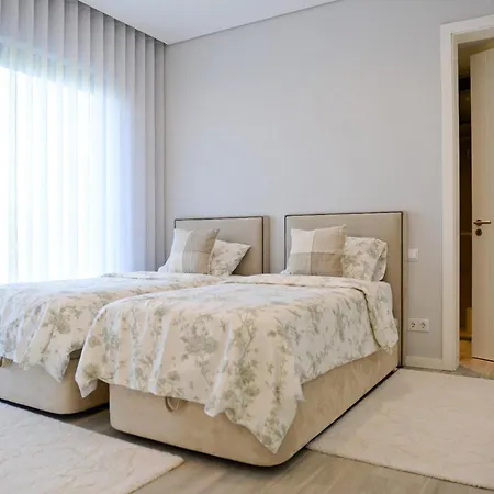 Moroz - By Bedzy Villa