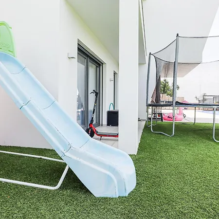 Moroz - By Bedzy Villa