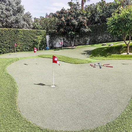 Villa Moroz - By Bedzy